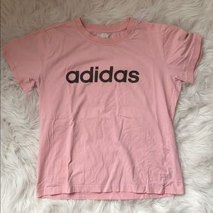 Addis’s women’s T-shirt